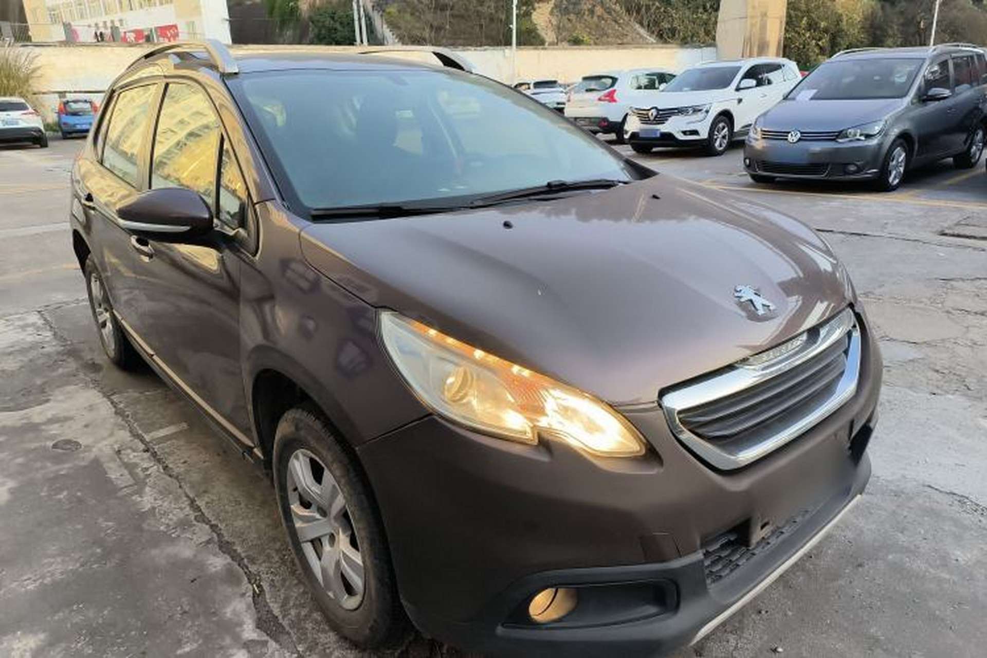 Used Peugeot 2008 2014 1.6L Manual Trend Edition Exterior 2