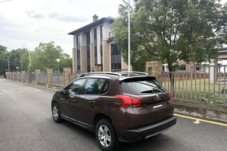 Used Peugeot 2008 2014 1.6L Automatic Trend Edition Exterior 3