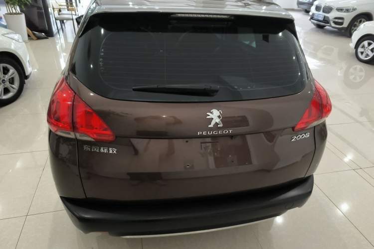 Used Peugeot 2008 2014 1.6L Automatic Fashion Edition Exterior 4