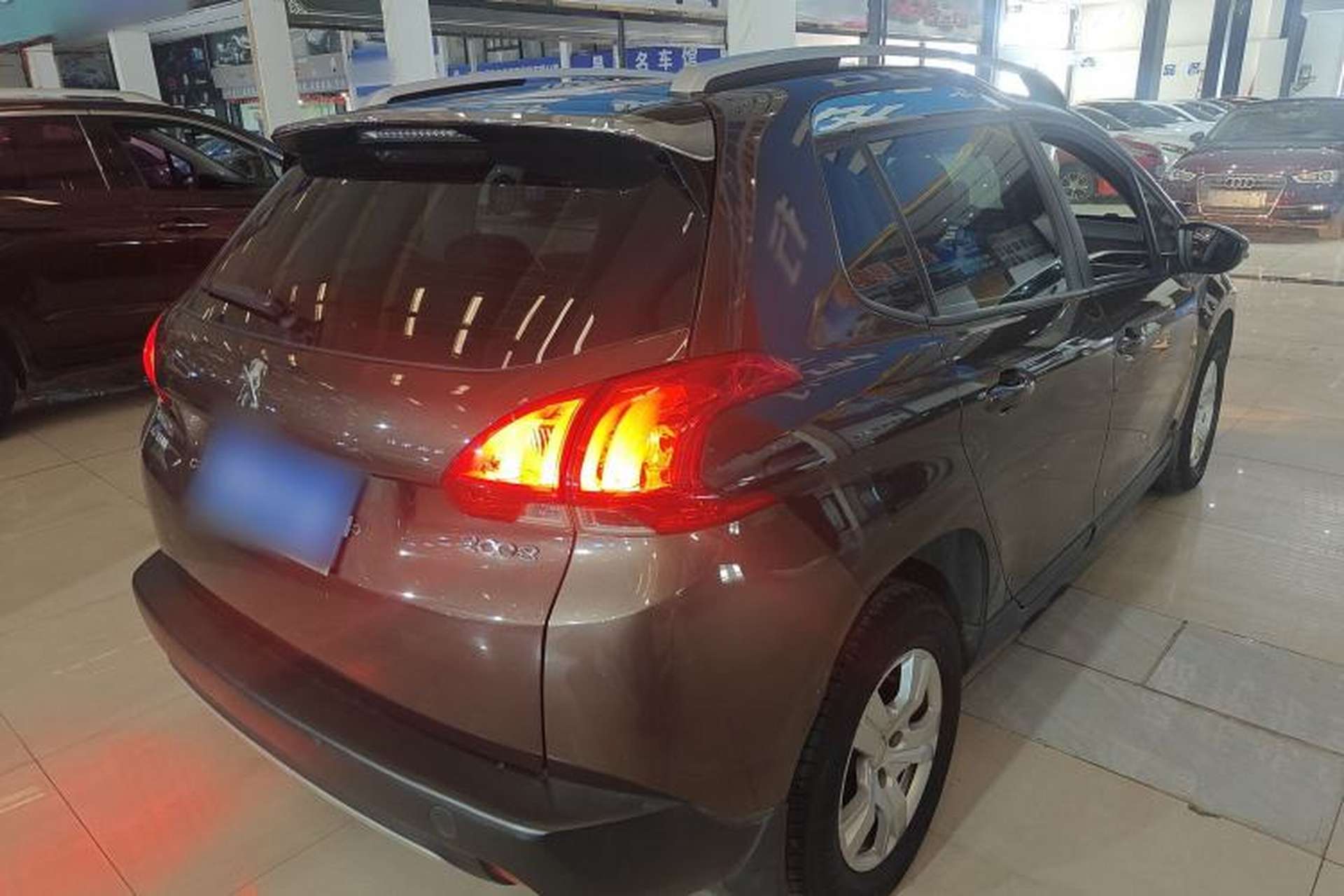 Used Peugeot 2008 2014 1.6L Manual Trend Edition Exterior 5