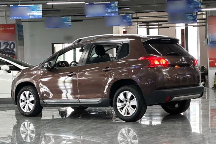 Used Peugeot 2008 2014 1.6L Automatic Fashion Edition Exterior 5