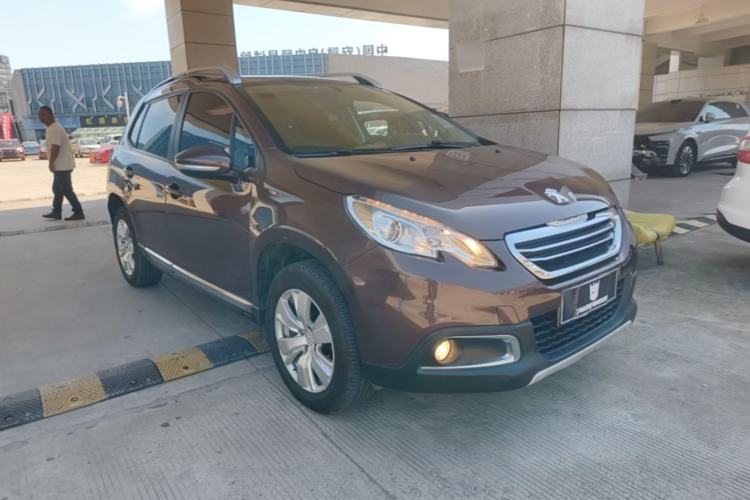 Used Peugeot 2008 2014 1.6L Manual Fashion Edition Front Right 45 Deg