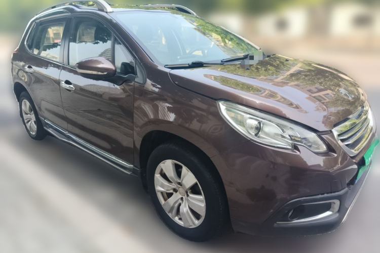 Used Peugeot 2008 2014 1.6L Automatic Fashion Edition Front Right 45 Deg