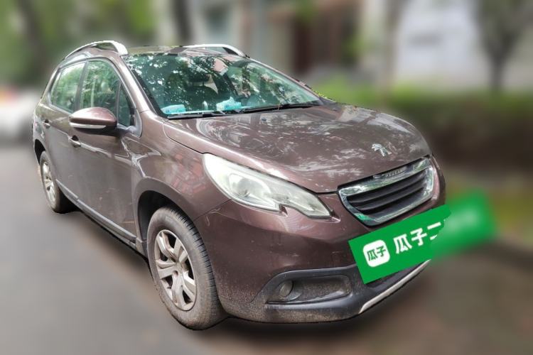 Used Peugeot 2008 2014 1.6L Automatic Trend Edition Front Right 45 Deg