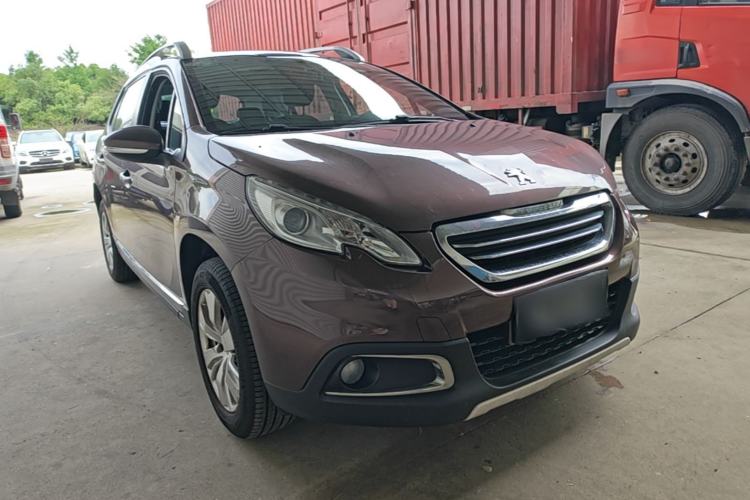 Used Peugeot 2008 2014 1.6L Automatic Fashion Edition Front Right 45 Deg