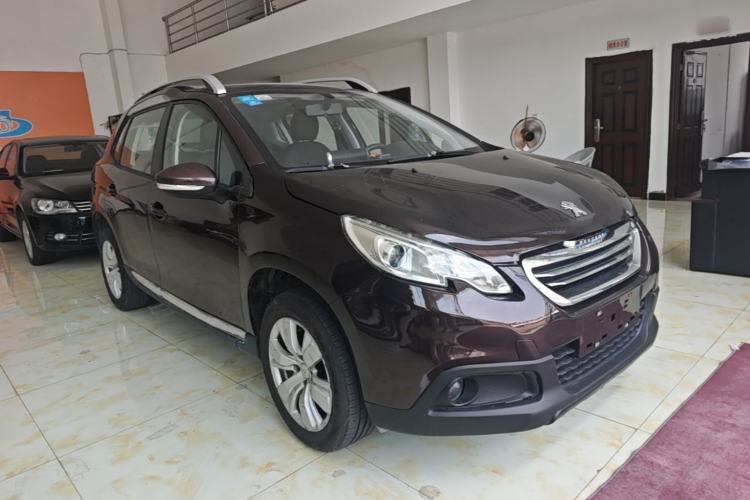 Used Peugeot 2008 2014 1.6L Automatic Fashion Edition Front Right 45 Deg