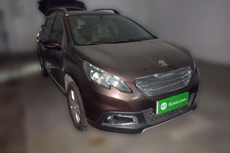 Used Peugeot 2008 2014 1.6L Manual Fashion Edition Front Right 45 Deg