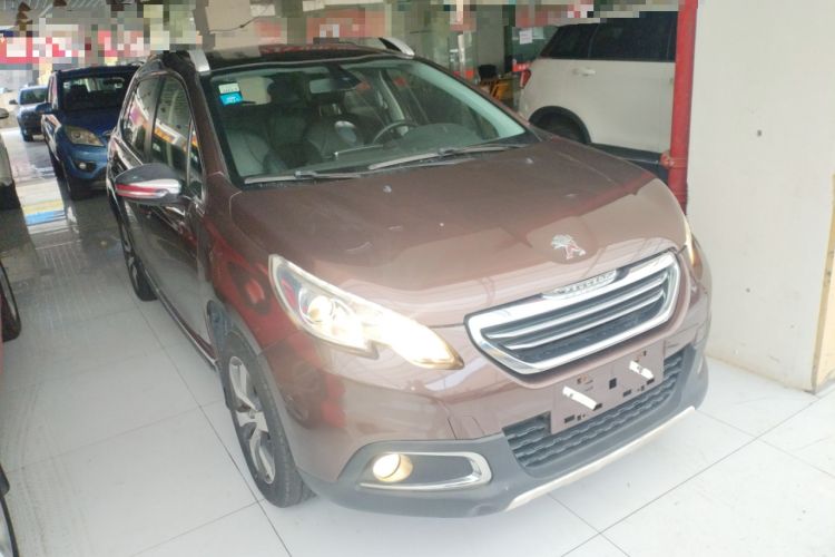 Used Peugeot 2008 2014 1.6L Automatic Navigation Edition Front Right 45 Deg