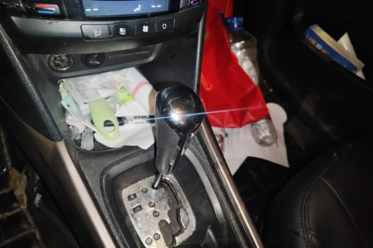 Used Peugeot 2008 2014 1.6L Automatic Fashion Edition Gear Lever
