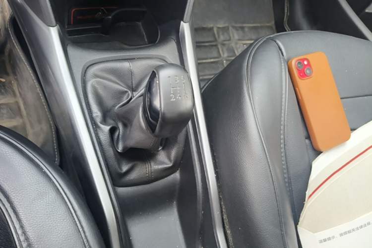 Used Peugeot 2008 2014 1.6L Manual Fashion Edition Gear Lever