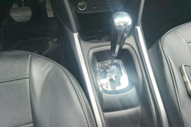 Used Peugeot 2008 2014 1.6L Automatic Fashion Edition Gear Lever