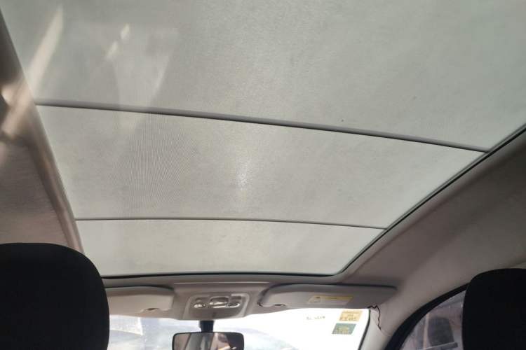 Used Peugeot 2008 2014 1.6L Automatic Fashion Edition Headliner