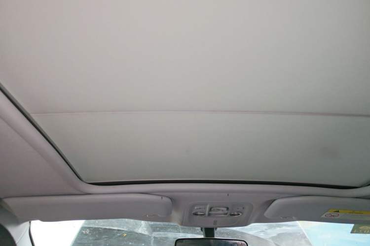 Used Peugeot 2008 2014 1.6L Manual Fashion Edition Headliner
