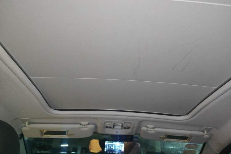 Used Peugeot 2008 2014 1.6L Automatic Fashion Edition Headliner
