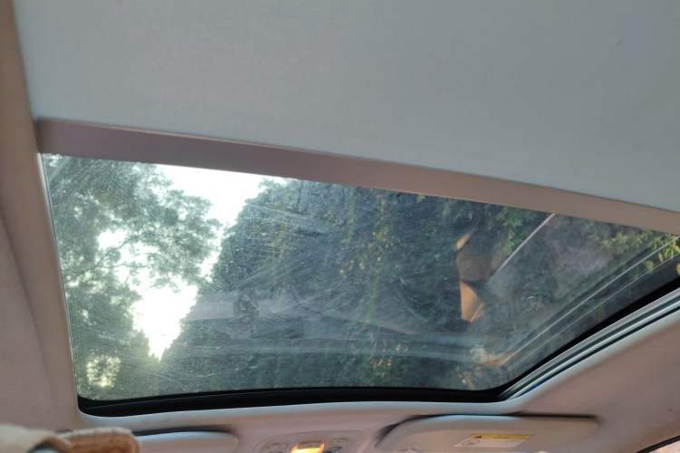 Used Peugeot 2008 2014 1.6L Automatic Fashion Edition Headliner