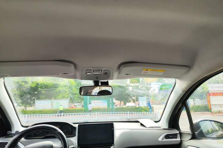 Used Peugeot 2008 2014 1.6L Automatic Trend Edition Headliner