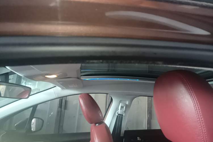 Used Peugeot 2008 2014 1.6L Automatic Fashion Edition Headliner