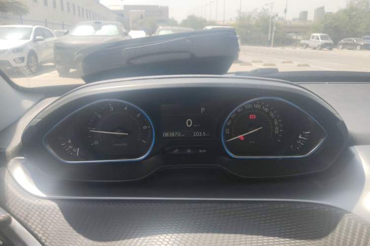 Used Peugeot 2008 2014 1.6L Automatic Navigation Edition Instrument Cluster