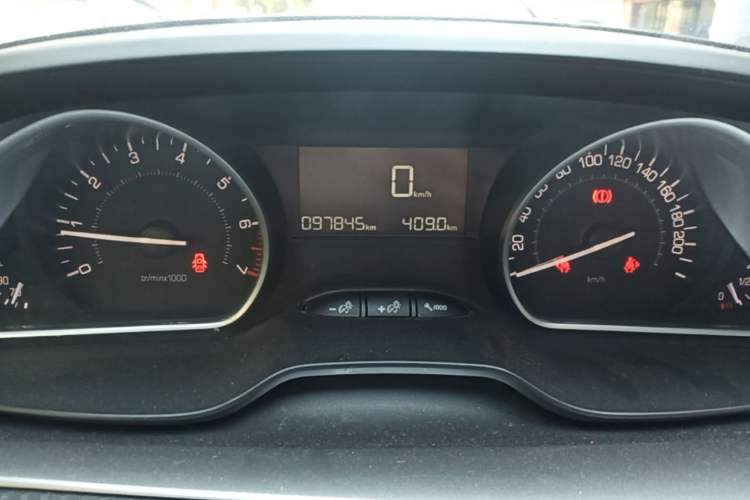 Used Peugeot 2008 2014 1.6L Manual Fashion Edition Instrument Cluster