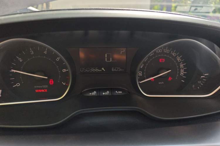 Used Peugeot 2008 2014 1.6L Automatic Fashion Edition Instrument Cluster