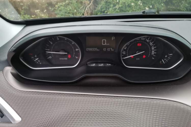 Used Peugeot 2008 2014 1.6L Automatic Fashion Edition Instrument Cluster