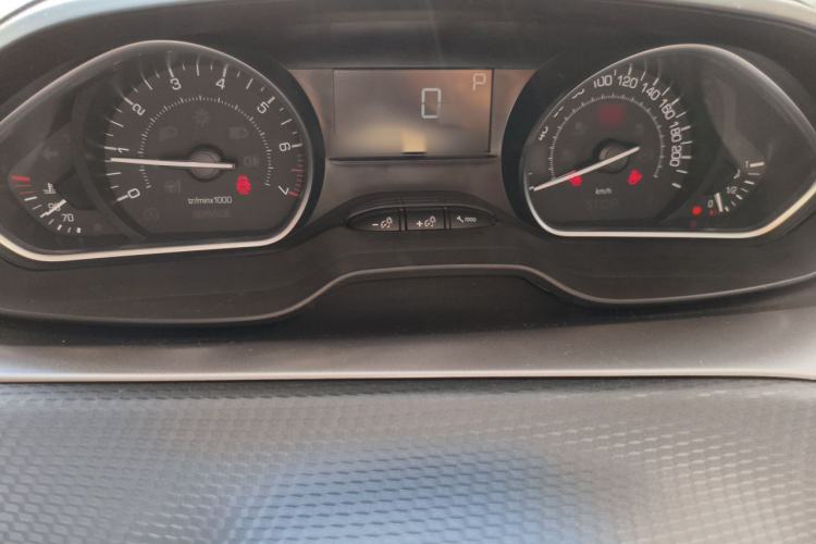 Used Peugeot 2008 2014 1.6L Automatic Fashion Edition Instrument Cluster