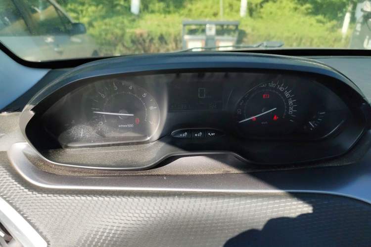 Used Peugeot 2008 2014 1.6L Manual Trend Edition Instrument Cluster