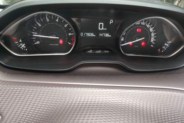 Used Peugeot 2008 2014 1.6L Automatic Fashion Edition Instrument Cluster