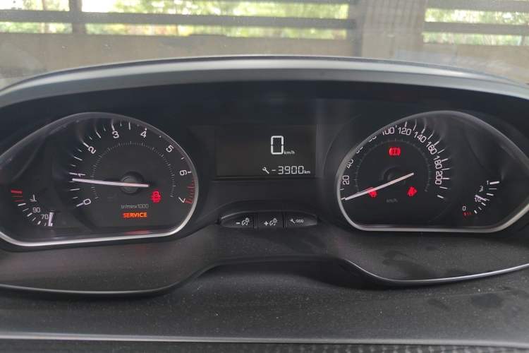 Used Peugeot 2008 2014 1.6L Manual Fashion Edition Instrument Cluster