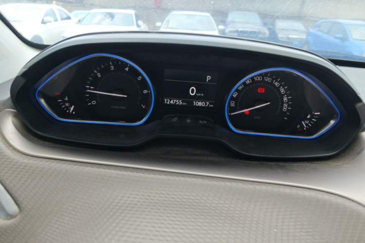 Used Peugeot 2008 2014 1.6L Automatic Navigation Edition Instrument Cluster