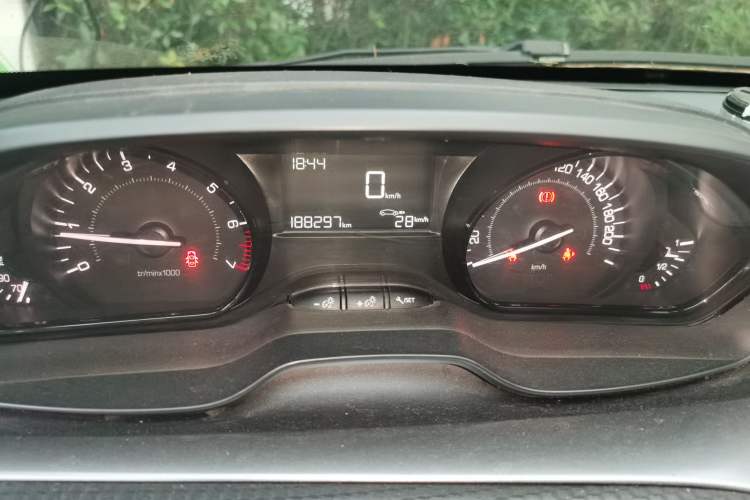 Used Peugeot 2008 2014 1.6L Manual Trend Edition Instrument Cluster