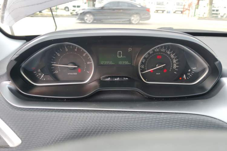 Used Peugeot 2008 2014 1.6L Automatic Fashion Edition Instrument Cluster