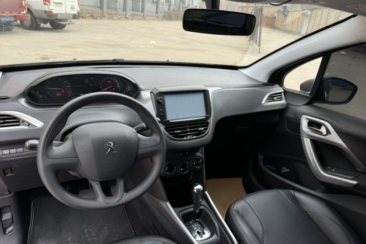 Used Peugeot 2008 2014 1.6L Automatic Trend Edition Interior 2