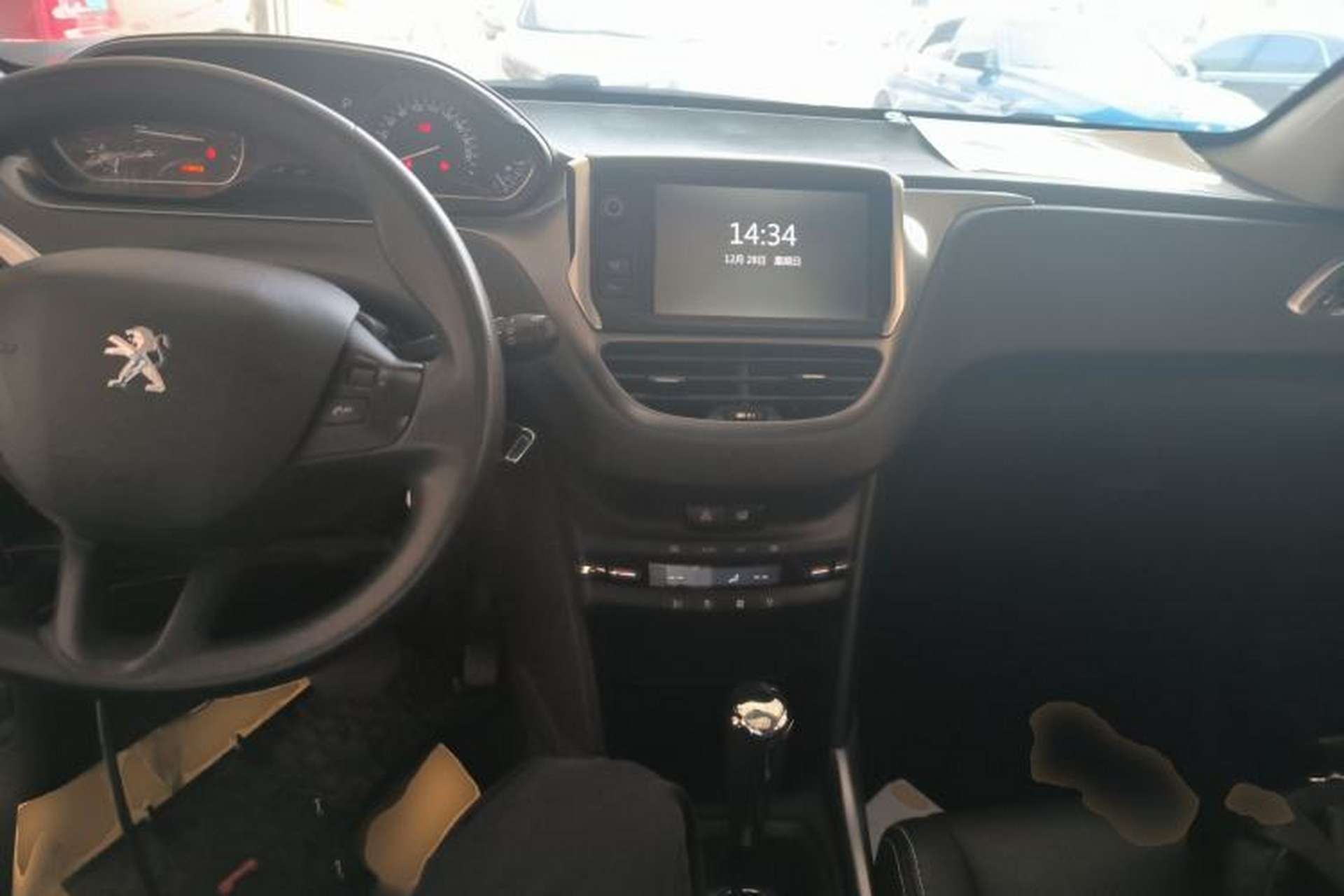 Used Peugeot 2008 2014 1.6L Automatic Fashion Edition Interior 2