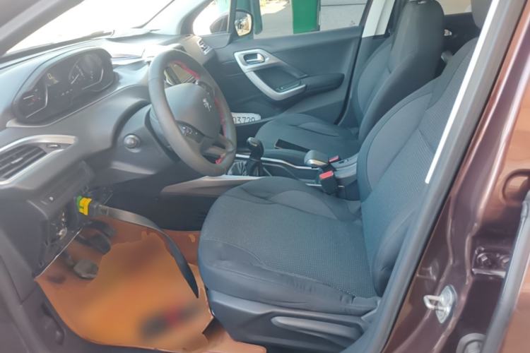 Used Peugeot 2008 2014 1.6L Manual Fashion Edition Left Front Seat