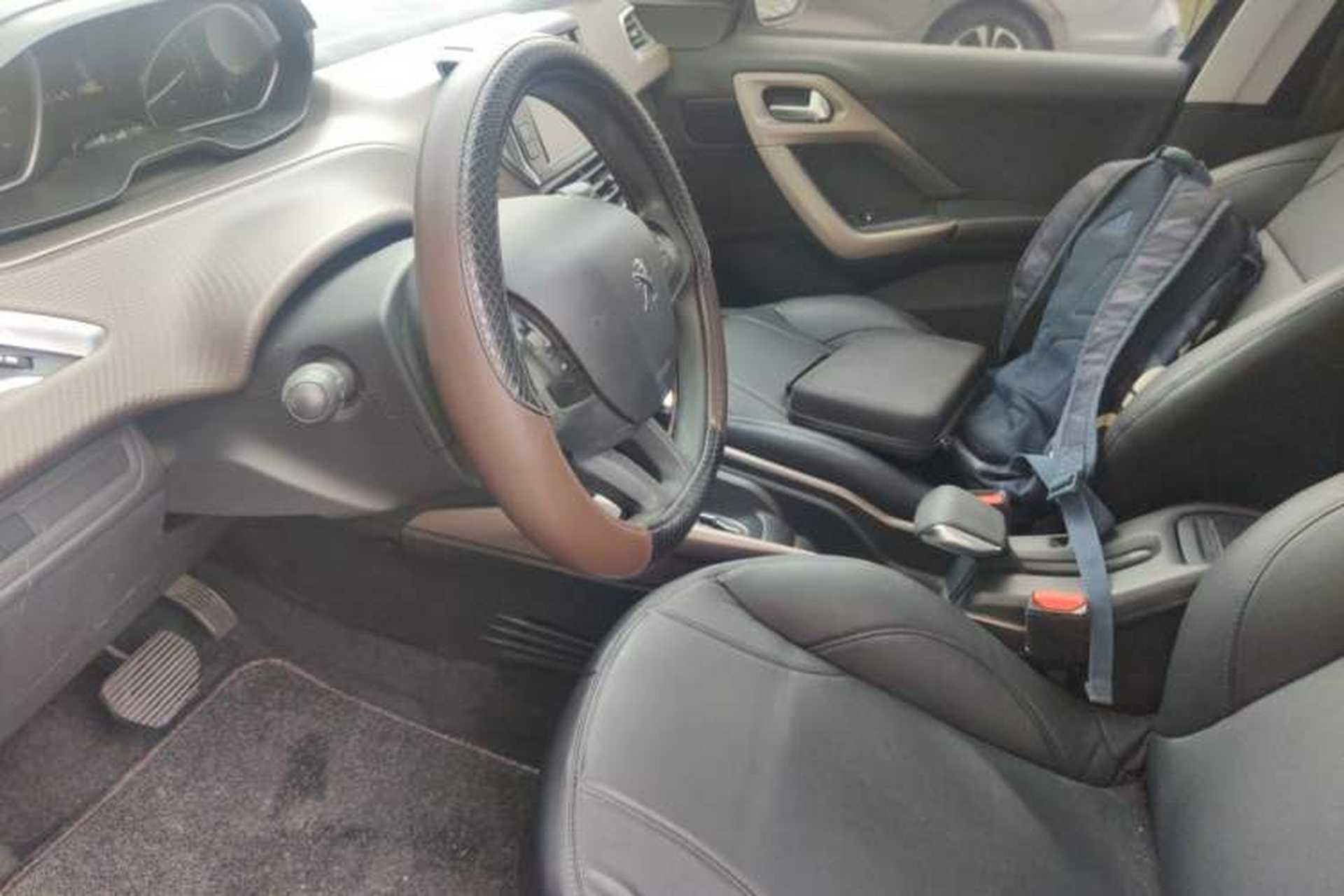 Used Peugeot 2008 2014 1.6L Automatic Fashion Edition Left Front Seat