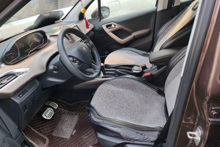 Used Peugeot 2008 2014 1.6L Automatic Fashion Edition Left Front Seat