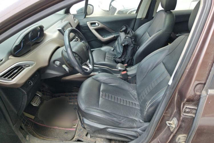 Used Peugeot 2008 2014 1.6L Automatic Navigation Edition Left Front Seat