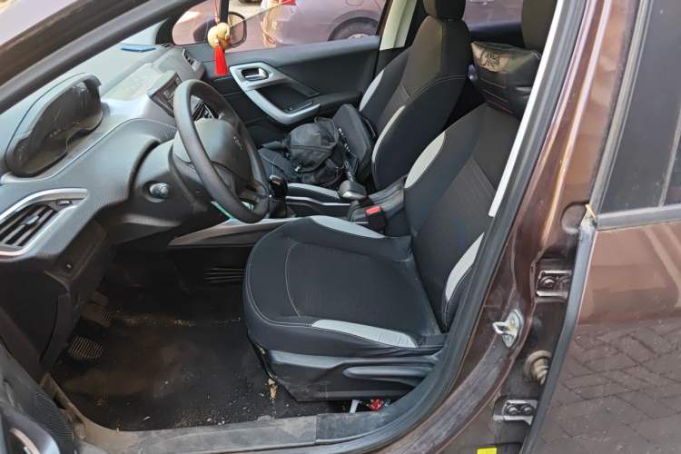 Used Peugeot 2008 2014 1.6L Manual Trend Edition Left Front Seat