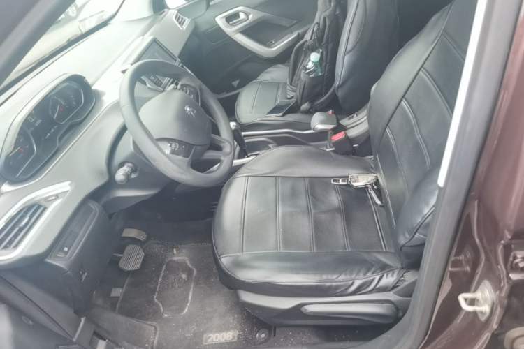 Used Peugeot 2008 2014 1.6L Automatic Fashion Edition Left Front Seat