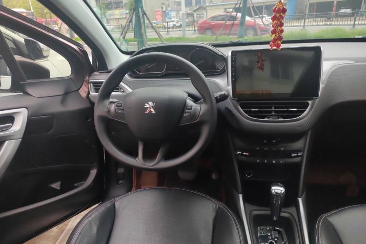 Used Peugeot 2008 2014 1.6L Automatic Fashion Edition Left Front Seat