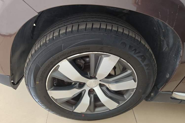 Used Peugeot 2008 2014 1.6L Automatic Navigation Edition Left Front Wheel Hub