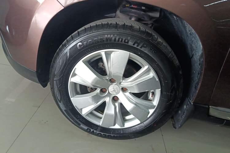 Used Peugeot 2008 2014 1.6L Automatic Fashion Edition Left Front Wheel Hub