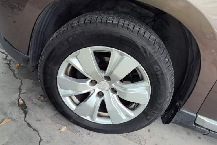 Used Peugeot 2008 2014 1.6L Automatic Fashion Edition Left Front Wheel Hub