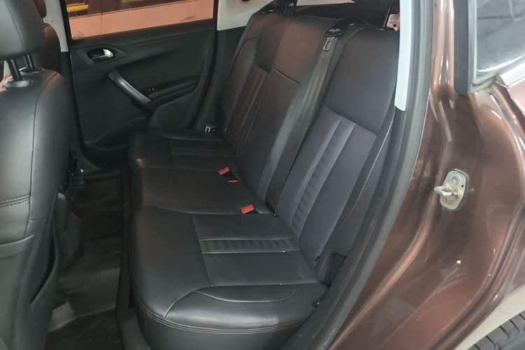 Used Peugeot 2008 2014 1.6L Automatic Navigation Edition Left Rear Seat