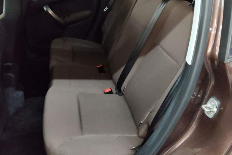 Used Peugeot 2008 2014 1.6L Automatic Navigation Edition Left Rear Seat