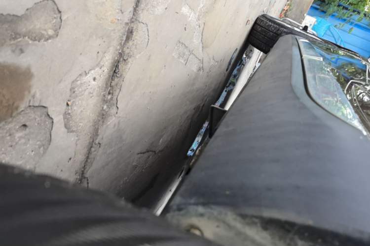 Used Peugeot 2008 2014 1.6L Automatic Fashion Edition Left Side Sill