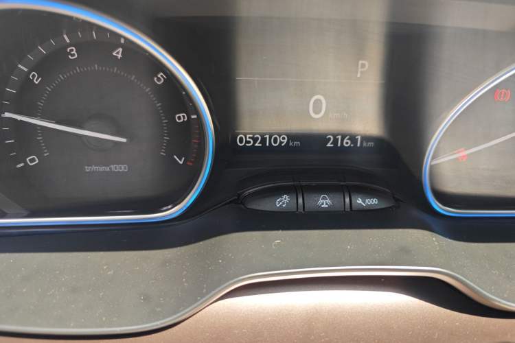 Used Peugeot 2008 2014 1.6L Automatic Navigation Edition Odometer Close Up