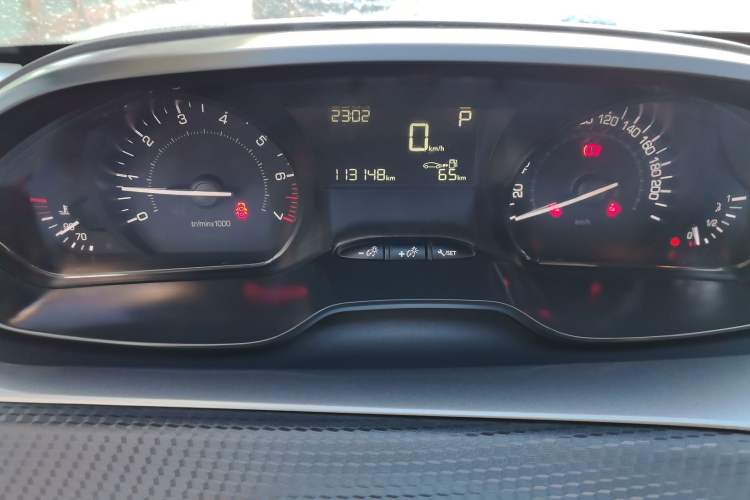 Used Peugeot 2008 2014 1.6L Automatic Trend Edition Odometer Close Up