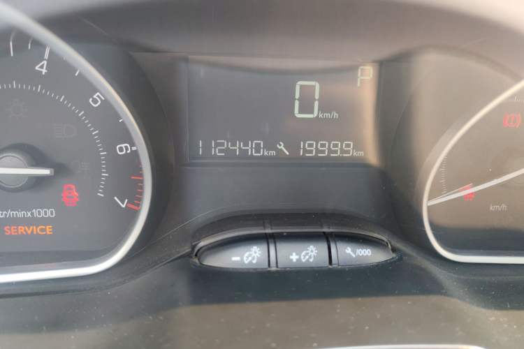 Used Peugeot 2008 2014 1.6L Automatic Fashion Edition Odometer Close Up